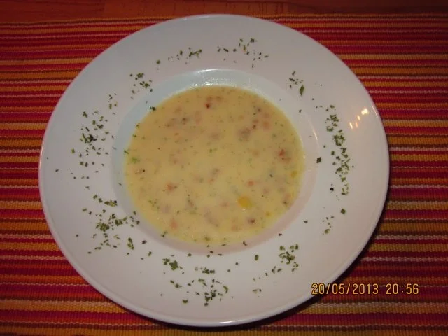 Rezept: Spargelsüppchen mit Kartoffeln und Speck Spargelsüppchen mit Kartoffeln und Speck - Rezept