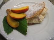 Dessert: Vanille-Mandel-Pfannkuchen mit Nektarinenfüllung - Rezept
