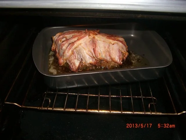 Rinderfilet im Speckmantel mit Bratkartoffel und Pfefferahmsauce - Rezept - Bild Nr. 7