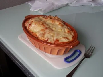 Spaghetti mit Metaxasoße überbacken - Rezept