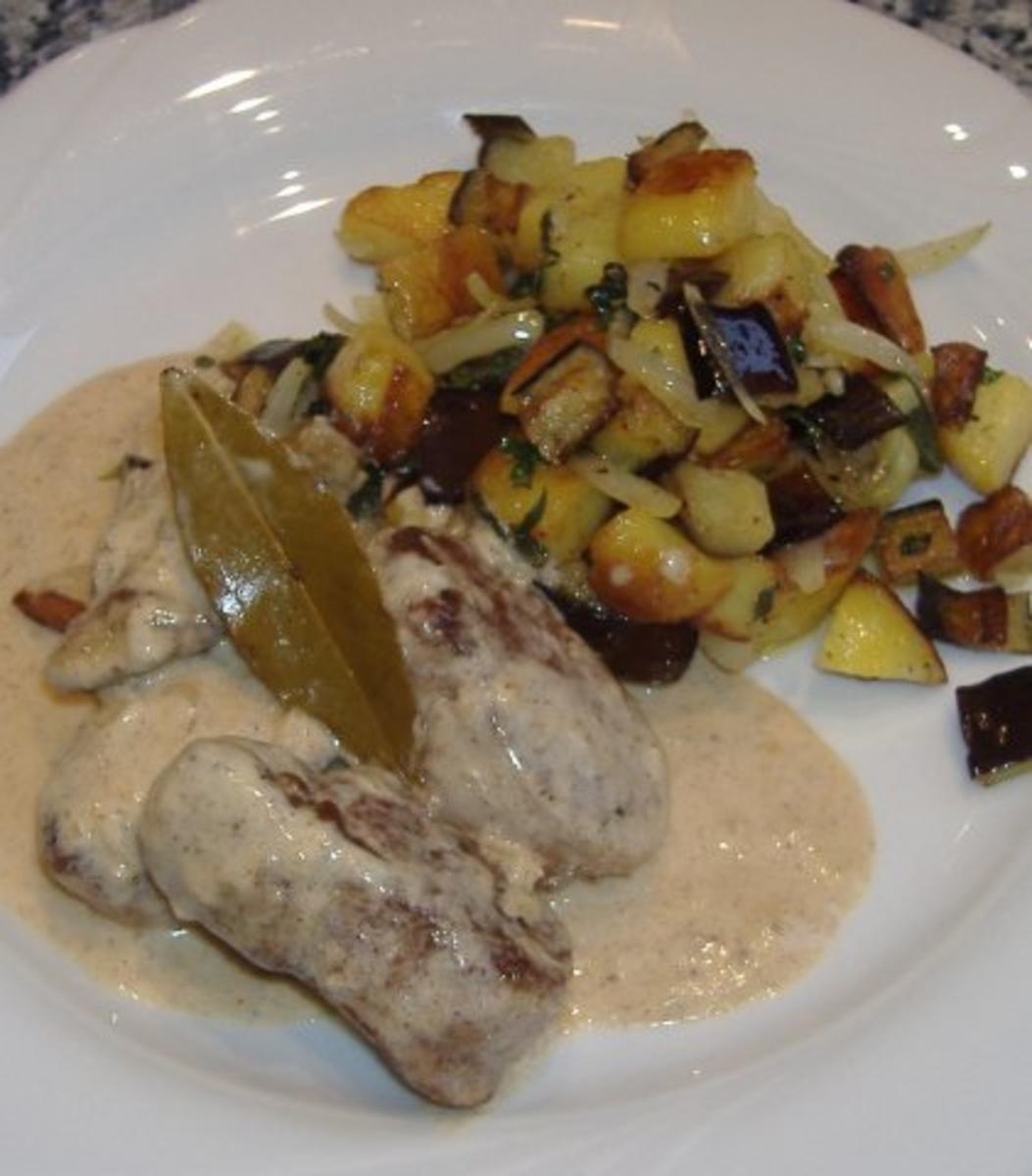 Schweinefilet mit Zimtsauce und Auberginen-Kartoffel-Gemüse - Rezept - Bild Nr. 2