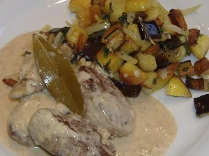 Schweinefilet mit Zimtsauce und Auberginen-Kartoffel-Gemüse - Rezept - Bild Nr. 2