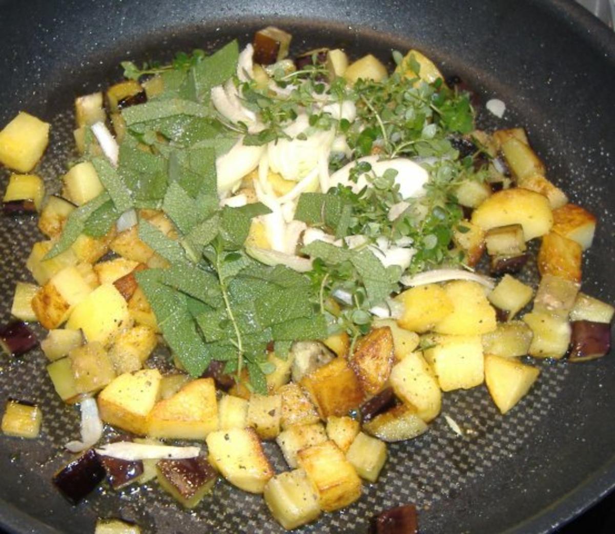 Schweinefilet mit Zimtsauce und Auberginen-Kartoffel-Gemüse - Rezept - Bild Nr. 7