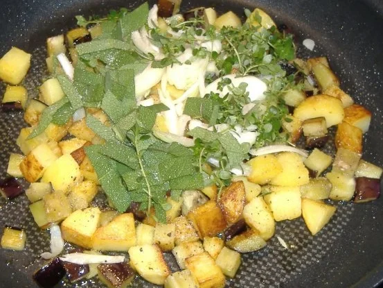 Schweinefilet mit Zimtsauce und Auberginen-Kartoffel-Gemüse - Rezept - Bild Nr. 7