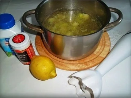 Spargelcremesuppe mit Eierstückchen - Rezept - Bild Nr. 13