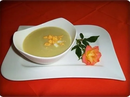 Spargelcremesuppe mit Eierstückchen - Rezept - Bild Nr. 19