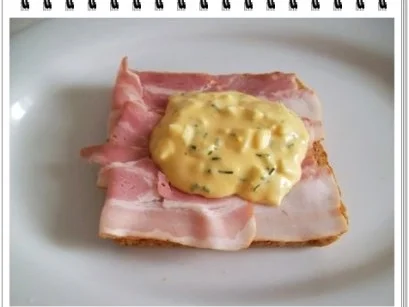 Bruschetta mit Jausenspeck, Bozner Sauce und Tomate. - Rezept - Bild Nr. 7