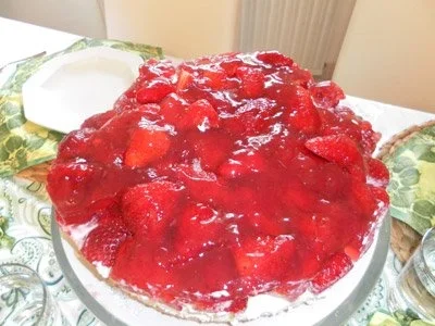 Erdbeertorte auf Sahnebett - Rezept
