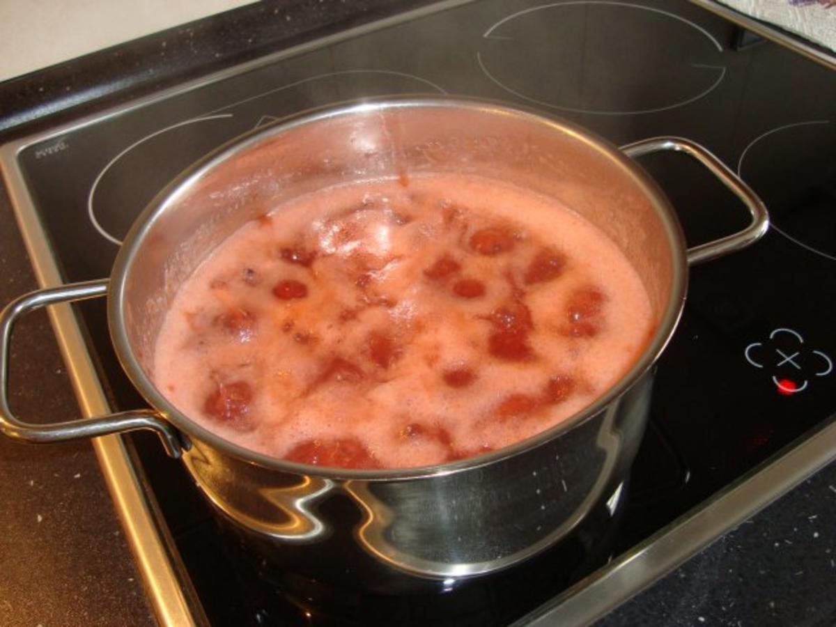 Erdbeer - Rhabarber - Marmelade - Rezept - Bild Nr. 5