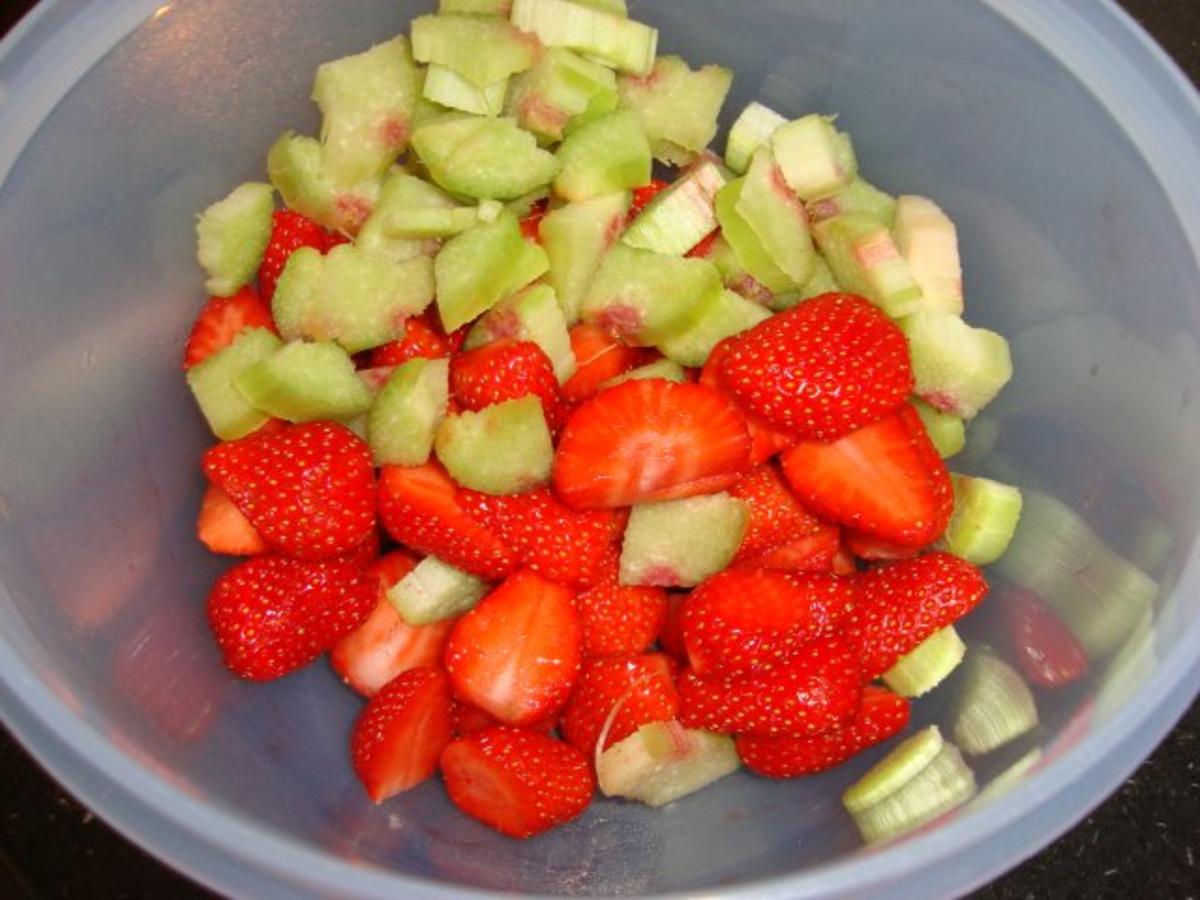 Erdbeer - Rhabarber - Marmelade - Rezept - Bild Nr. 2