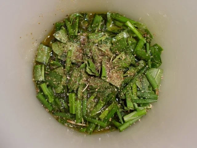 Rezept: Suppe: Grüne Spargel-Pesto-Cremesuppe mit Ei, Tomate und Wurst Bild Nr. 4 Suppe: Grüne Spargel-Pesto-Cremesuppe mit Ei, Tomate und Wurst - Rezept - Bild Nr. 4