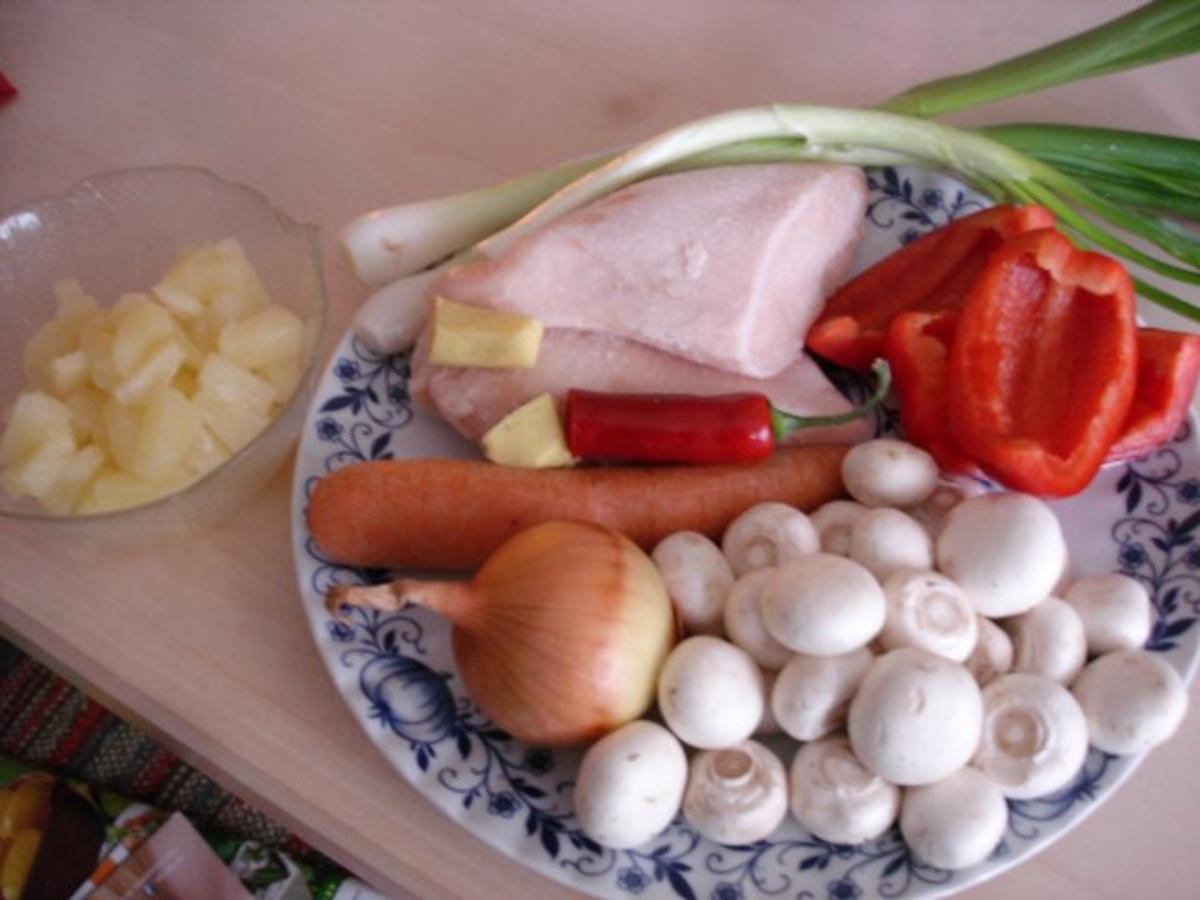 Hähnchenbrustfilet mit Gemüse süß-sauer - Rezept - Bild Nr. 2