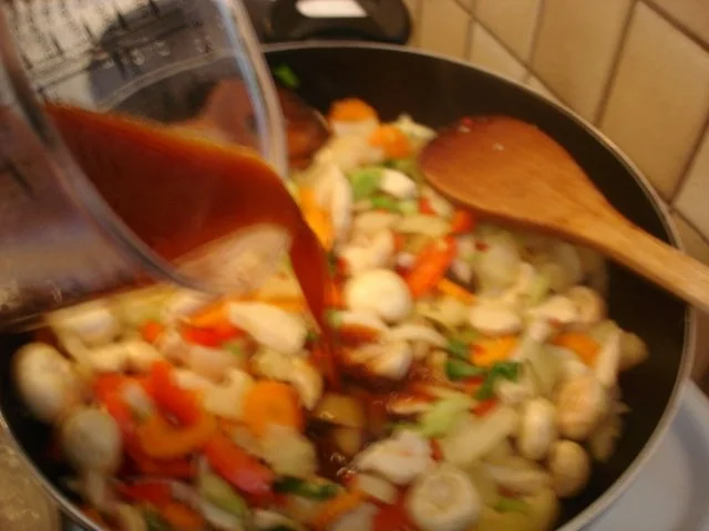 Rezept: Hähnchenbrustfilet mit Gemüse süß-sauer Bild Nr. 16 Hähnchenbrustfilet mit Gemüse süß-sauer - Rezept - Bild Nr. 16