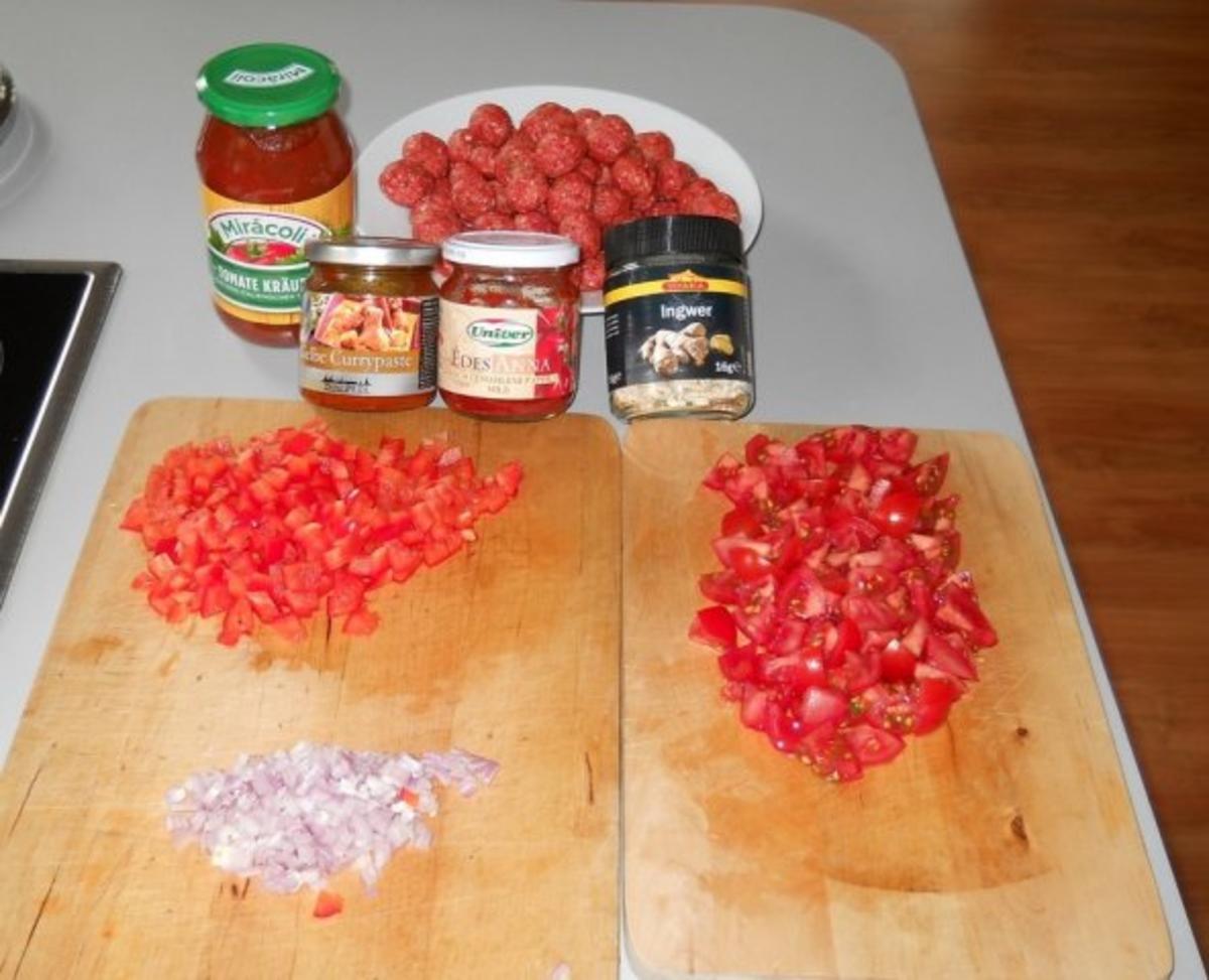 Tomatencremesuppe mit Fleischbällchen - Rezept - Bild Nr. 3
