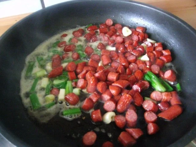 Cabanossipfanne mit Gemüse ,Tomaten und Nudeln - Rezept - Bild Nr. 5