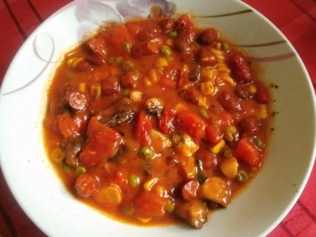 Cabanossipfanne mit Gemüse ,Tomaten und Nudeln - Rezept - Bild Nr. 2