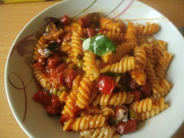 Cabanossipfanne mit Gemüse ,Tomaten und Nudeln - Rezept - Bild Nr. 17