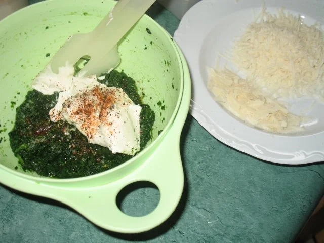 Pasta - Ravioli, selbst gemacht, mit Spinat-Ricotta-Parmesan-Füllung - Rezept - Bild Nr. 9