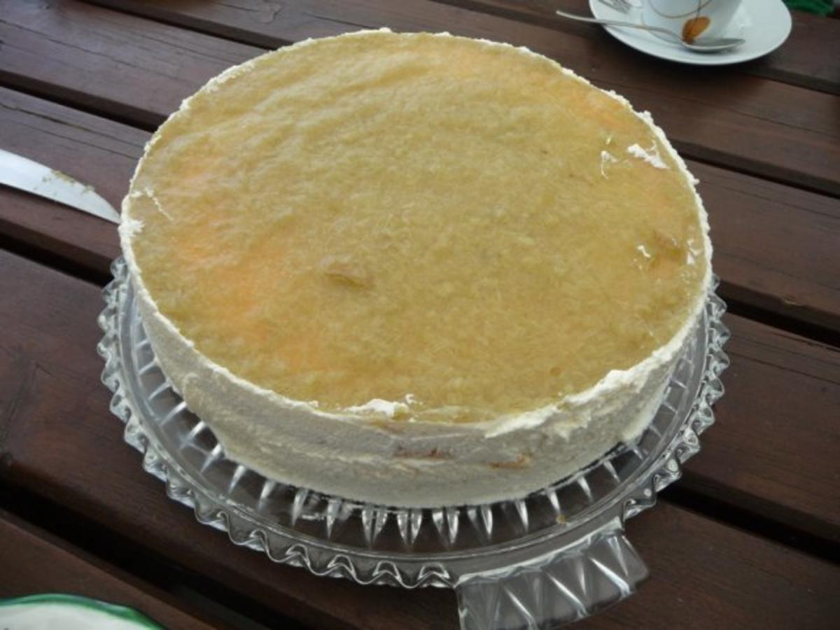 Zitronen-Rhabarber-Torte - Rezept - Bild Nr. 2