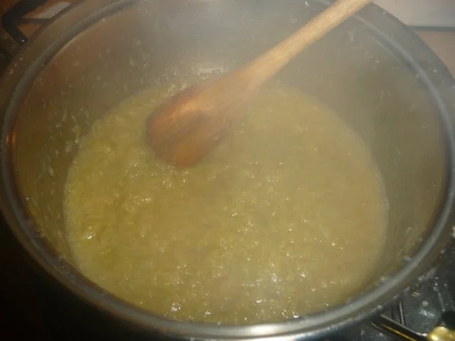 Rezept: Zitronen-Rhabarber-Torte Bild Nr. 8 Zitronen-Rhabarber-Torte - Rezept - Bild Nr. 8