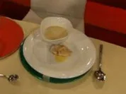 Cremesuppe von der Schwarzwurzel mit Curryhuhn à la de Santis - Rezept