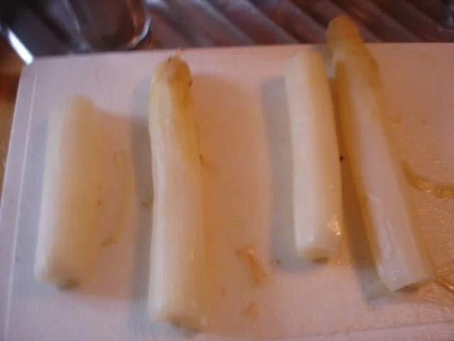 Rezept: Spargelsuppe à la Papa Bild Nr. 4 Spargelsuppe à la Papa - Rezept - Bild Nr. 4