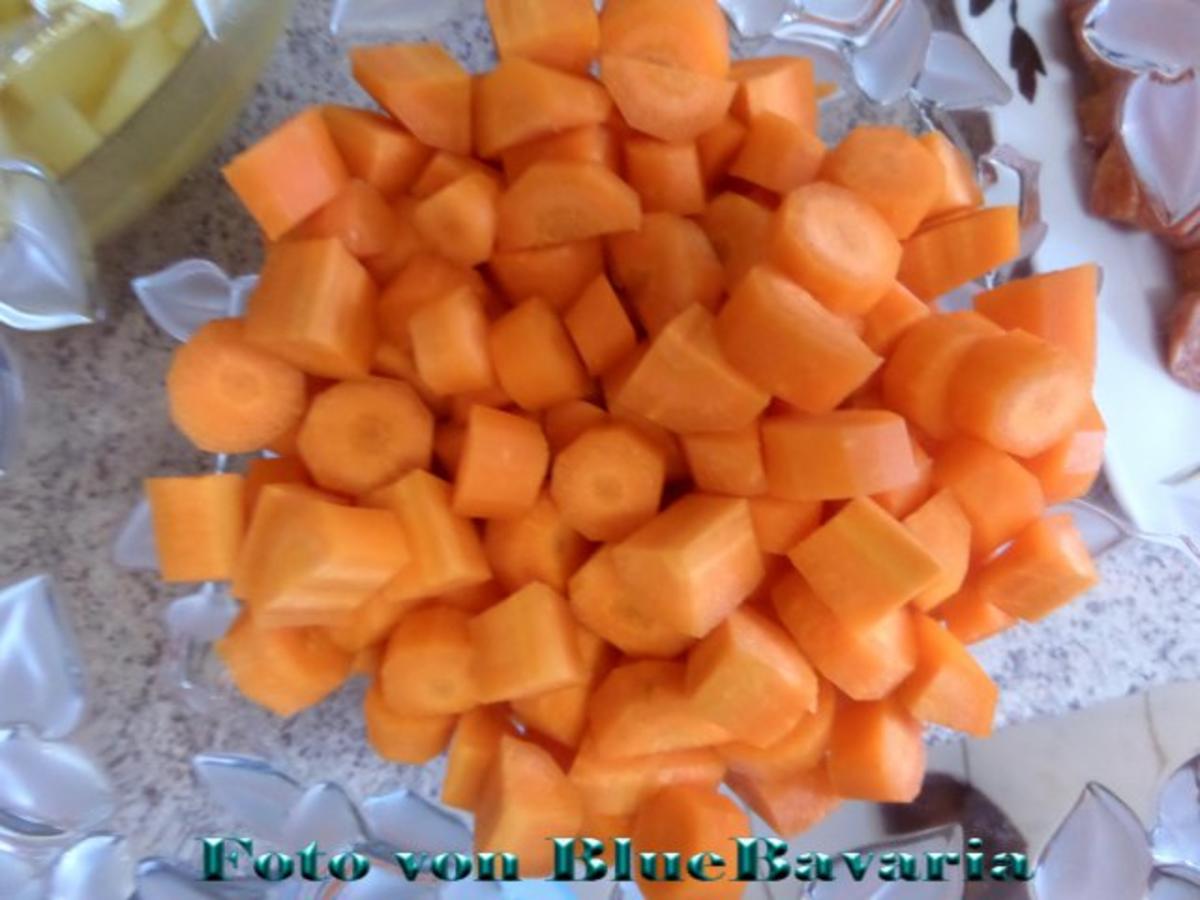 Eintöpfe: Kartoffel-Möhren-Eintopf mit Mettenden - Rezept - Bild Nr. 4