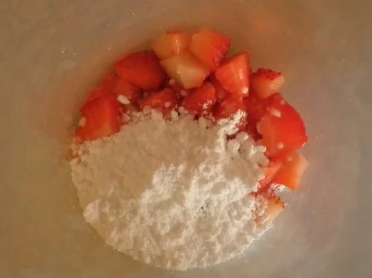 Erdbeer - Buttermilch - Dessert auf Himbeer - Spiegel ... - Rezept - Bild Nr. 3