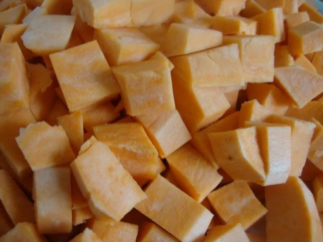 Rezept: Süßkartoffelsüppchen mit "Tomaten Topping" Bild Nr. 6 Süßkartoffelsüppchen mit "Tomaten Topping" - Rezept - Bild Nr. 6