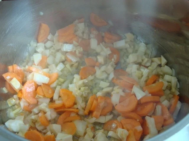 Rezept: Süßkartoffelsüppchen mit "Tomaten Topping" Bild Nr. 8 Süßkartoffelsüppchen mit "Tomaten Topping" - Rezept - Bild Nr. 8