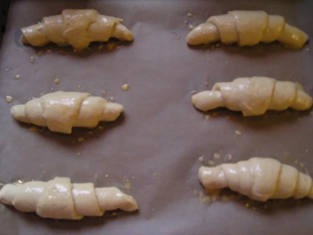 Rezept: Quark-Hörnchen Bild Nr. 6 Quark-Hörnchen - Rezept - Bild Nr. 6