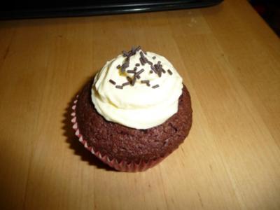 Schokoladenmuffins mit Vanillebuttercreme - Rezept