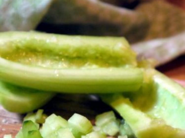 Büffelmozzarella mit Mango Gurken Salsa - einfach - 69 kcal/100g