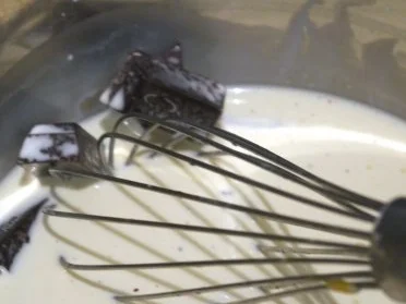 Sesam-Honig-Parfait mit Schokoladensauce - Rezept - Bild Nr. 10