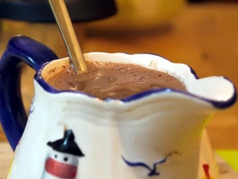 Sesam-Honig-Parfait mit Schokoladensauce - Rezept - Bild Nr. 11