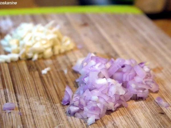 Rezept: Bärlauch-Spätzle mit Parmesan-Sauce Bild Nr. 9 Bärlauch-Spätzle mit Parmesan-Sauce - Rezept - Bild Nr. 9