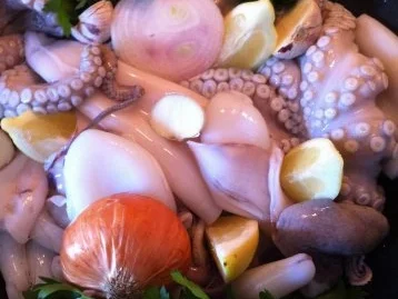 Rezept: Tintenfischsalat Bild Nr. 2 Tintenfischsalat - Rezept - Bild Nr. 2