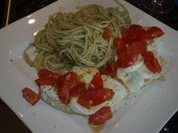 Mozzarella-Schnitzel mit Pesto-Spaghetti - Rezept