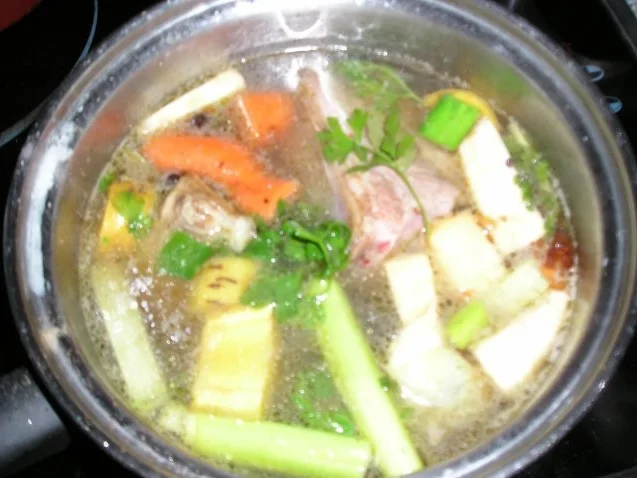 Braune Rindsuppe - Rezept - Bild Nr. 3