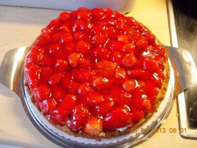 Rezept: Leckeren Erdbeerkuchen Bild Nr. 3 Leckeren Erdbeerkuchen - Rezept - Bild Nr. 3