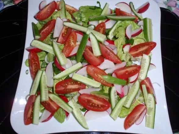 Bunter Frühlingssalat mit Eier und Käsewürfel - Rezept - Bild Nr. 9