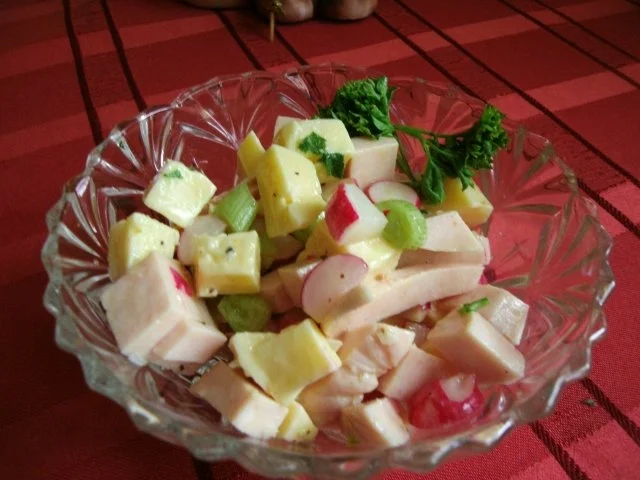 Radieschen - Käse - Wurstsalat - Rezept