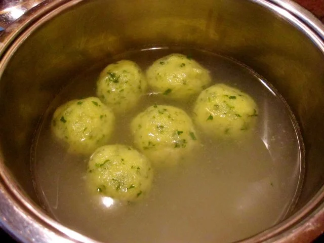 Sonntags-Knödel für eilige Leute ... - Rezept - Bild Nr. 6