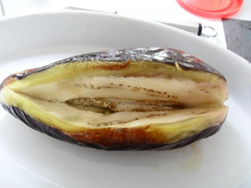 Aubergine gefüllt mit Schafskäse - Rezept - kochbar.de