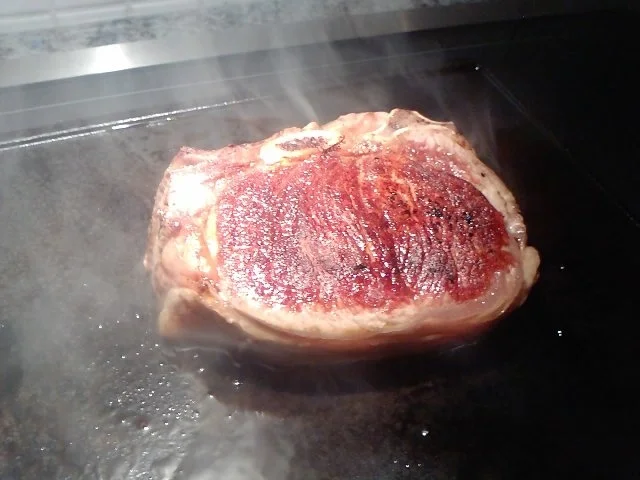 Rezept: OCHS VOM STRASSENRAND ---- OCHSENKOTELETT MEDIUM GEBRATEN Bild Nr. 9 OCHS VOM STRASSENRAND ---- OCHSENKOTELETT MEDIUM GEBRATEN - Rezept - Bild Nr. 9