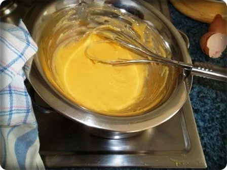 Rezept: Tagliatelle NERO DI SEPPIA mit Lachsfilet und Kräuter Hollandaise Bild Nr. 8 Tagliatelle NERO DI SEPPIA mit Lachsfilet und Kräuter Hollandaise - Rezept - Bild Nr. 8