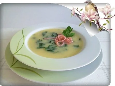 Kohlrabicremesuppe  mit Schinkenstreifen - Rezept