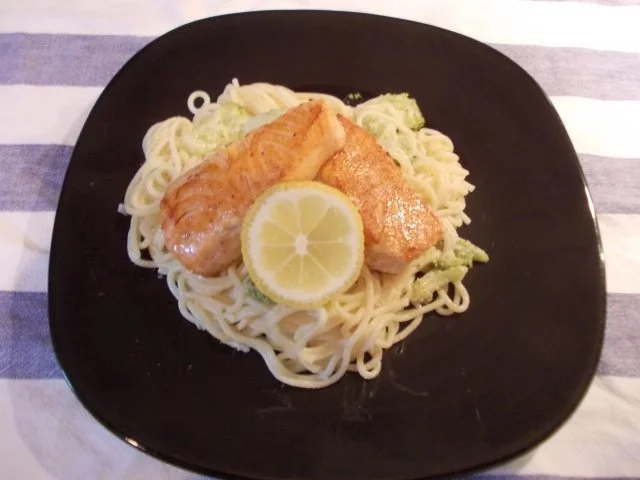 Zitronen-Spaghetti mit Lachs - Rezept