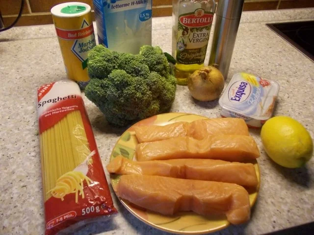 Zitronen-Spaghetti mit Lachs - Rezept - Bild Nr. 2