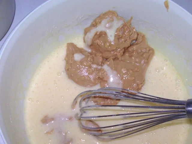 Rezept: Erdnussbutter-Schokoladen-Kuchen vom Blech Bild Nr. 3 Erdnussbutter-Schokoladen-Kuchen vom Blech - Rezept - Bild Nr. 3